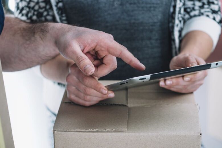 Cara Cek Resi First Logistik Terbaru