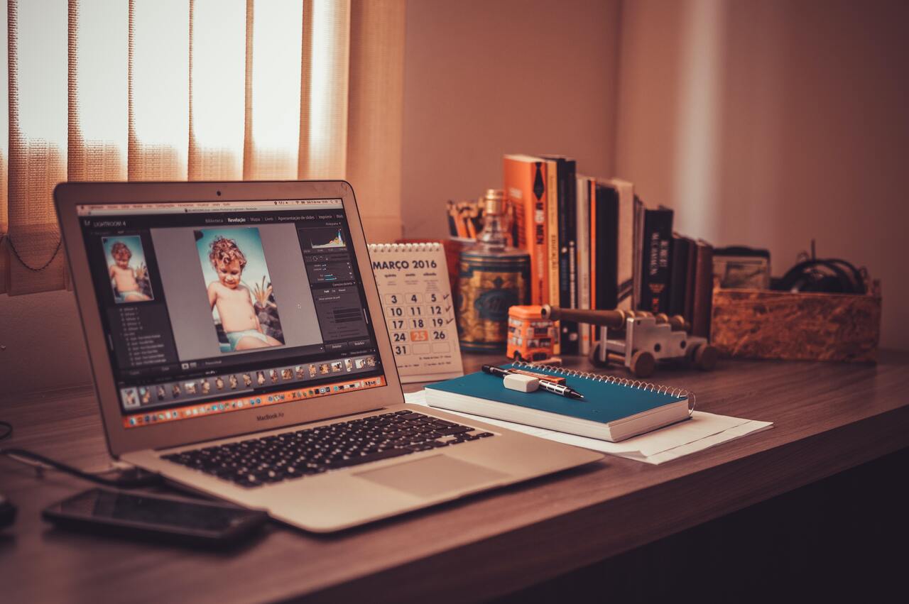 Alternatif Adobe Photoshop Terbaik untuk Foto Produk