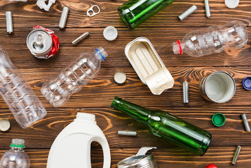 6 Inspirasi Membuat Kerajinan dari Botol Bekas 6 Inspirasi Membuat Kerajinan dari Botol Bekas