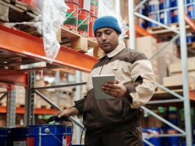 Stock Take: Pengertian, 5 Manfaat, dan Tipsnya!