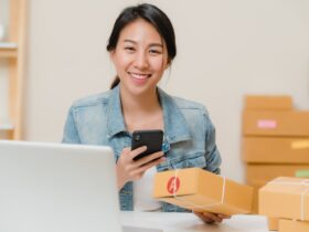 Perbedaan E-Commerce dan Marketplace: Mana yang Terbaik?