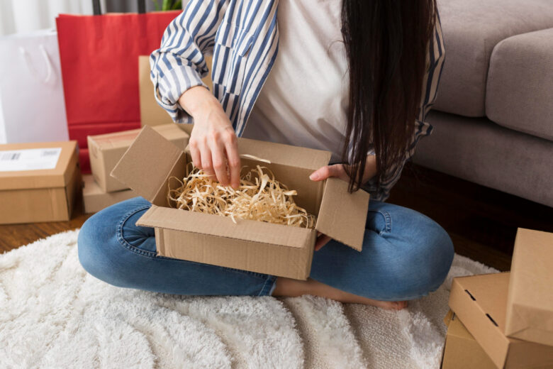 6 Tips Meningkatkan Pengalaman Unboxing agar Pelanggan Loyal