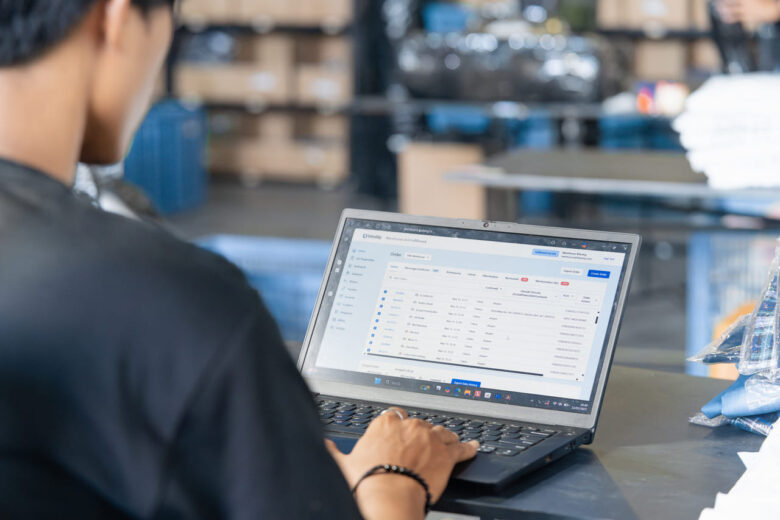 Panduan Mengelola Inventori Sportswear dengan Gudang Modern Panduan Mengelola Inventori Sportswear dengan Gudang Modern