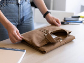 Hitung Potensi Keuntungan Bisnis Supplier Baju Import