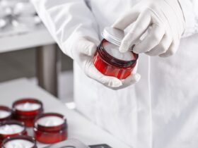 Cara Kelola Label Produk Skincare dengan Expired Date Berbeda Cara Kelola Label Produk Skincare dengan Expired Date Berbeda