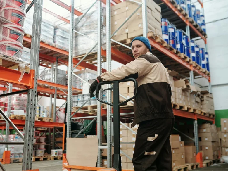 Waspada Phantom Inventory: Penyebab, Dampak, & Solusinya!