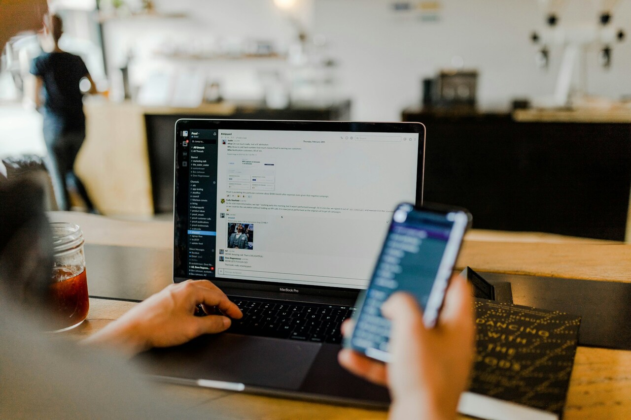 Bagaimana Cara Memahami Interaksi Pengguna Website Bisnis?