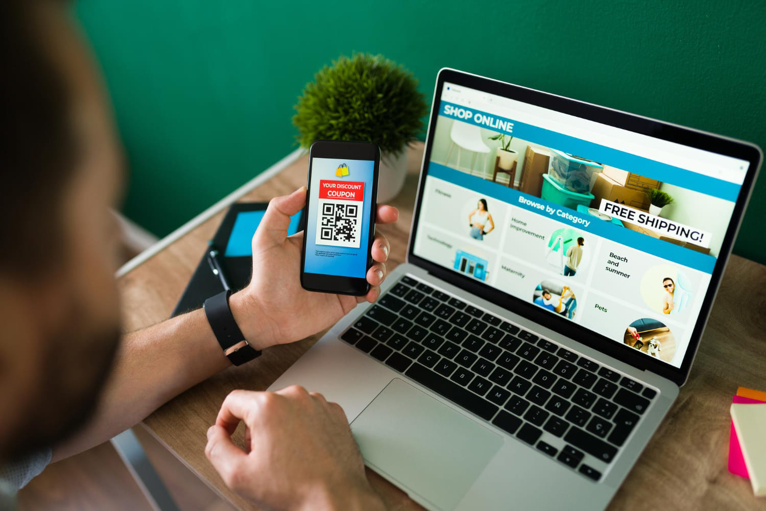 5 Perbedaan Retail Online, Social Commerce, dan Marketplace
