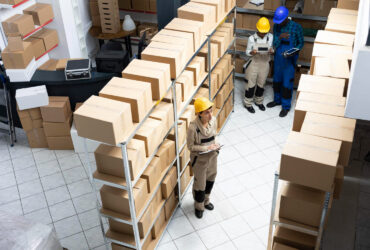 In House vs 3PL Apa Bedanya? Pilih yang Tepat untuk Bisnis