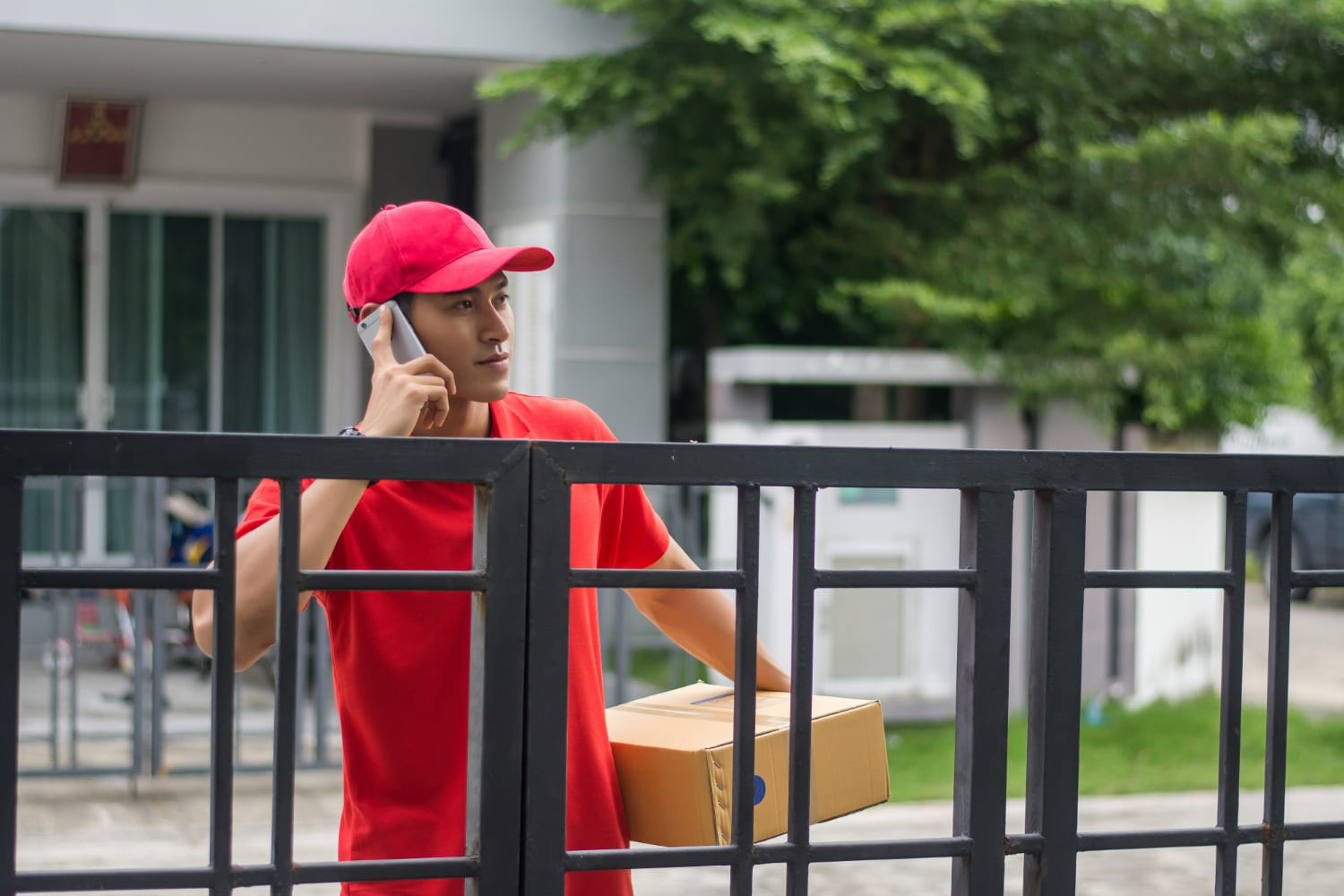 Penyebab Keterlambatan Pengiriman Indonesia Timur dan Solusinya Penyebab Keterlambatan Pengiriman Indonesia Timur dan Solusinya